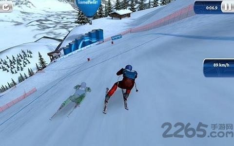 滑雪挑战赛12手机游戏
